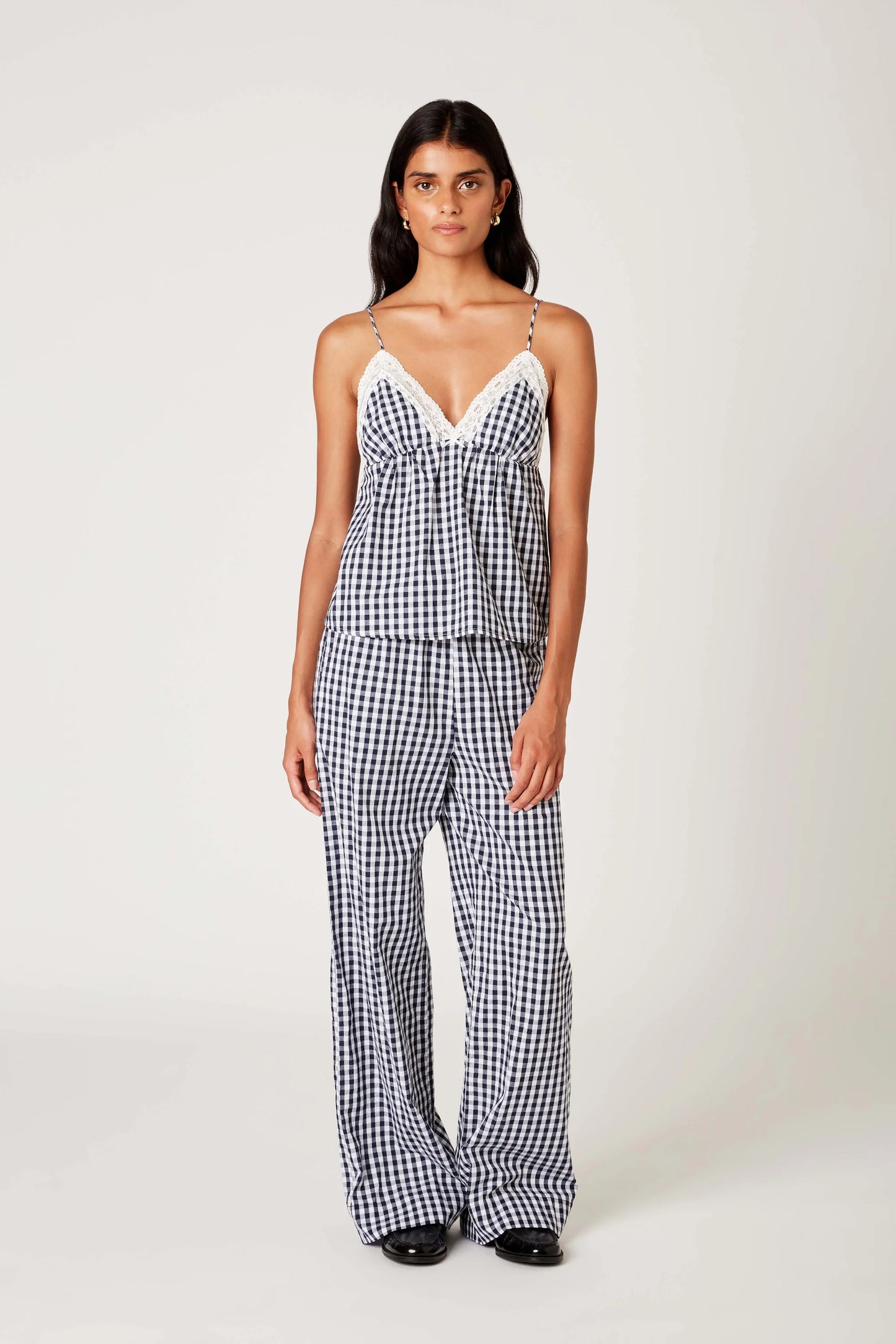 Nia Khonny Pant