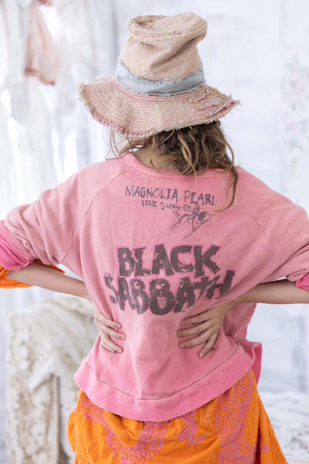 Magnolia Pearl "EF Richi Sweatshirt" Top 1825